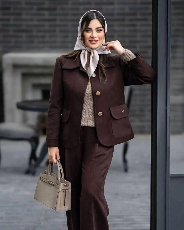 کت و شلوار مخمل کبریتی