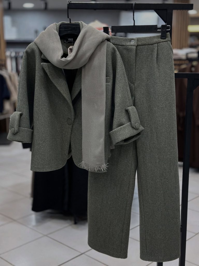 کت و شلوار توییت